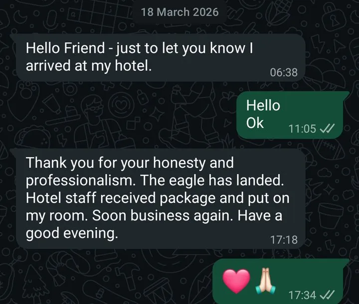 WhatsApp-Chat: Kunde in Pattaya bedankt sich – das Hotelpersonal hat das Paket angenommen und aufs Zimmer gebracht